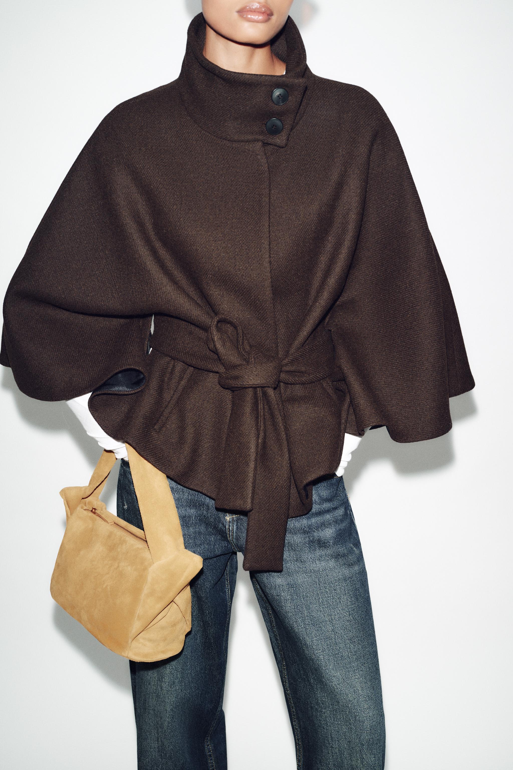 MANTEAU COURT CAPE AVEC LAINE CEINTURE